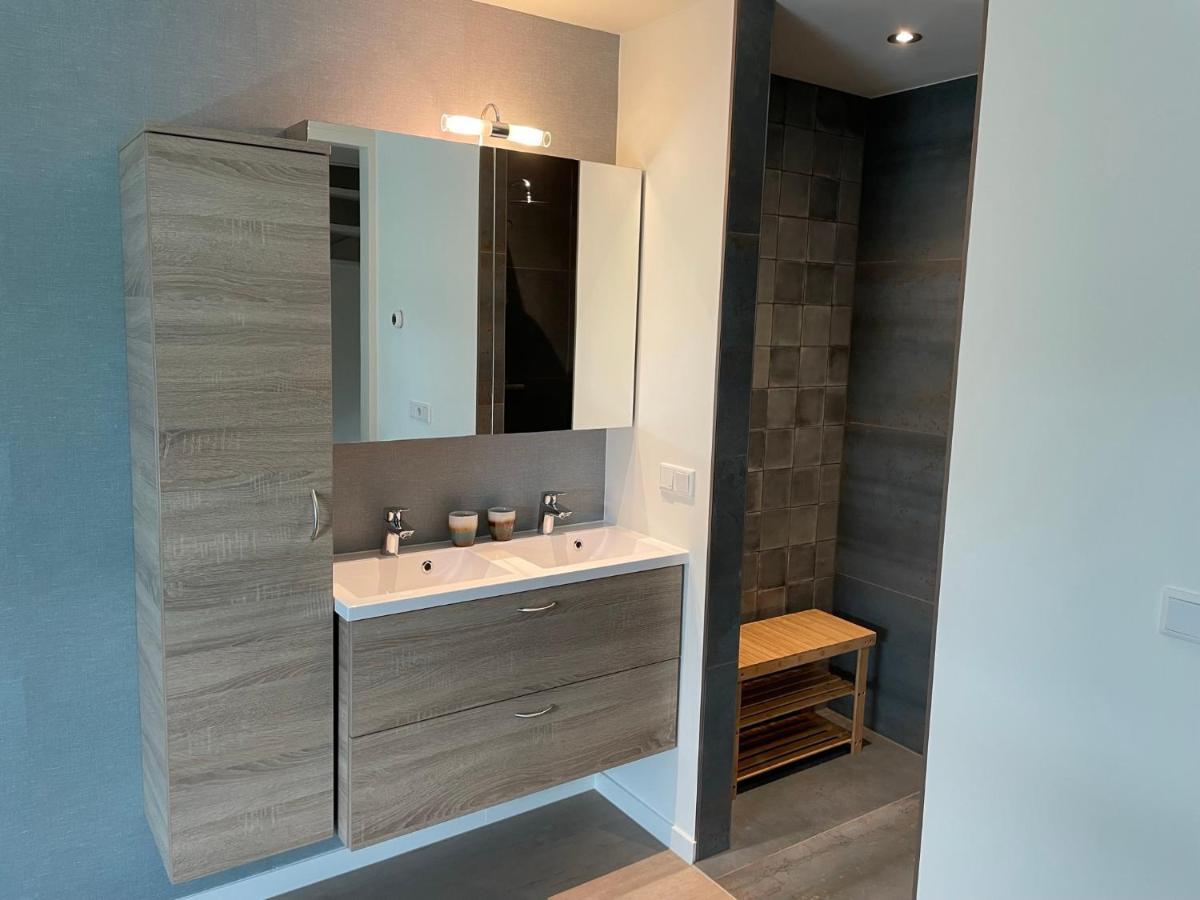 Appartement 5 *